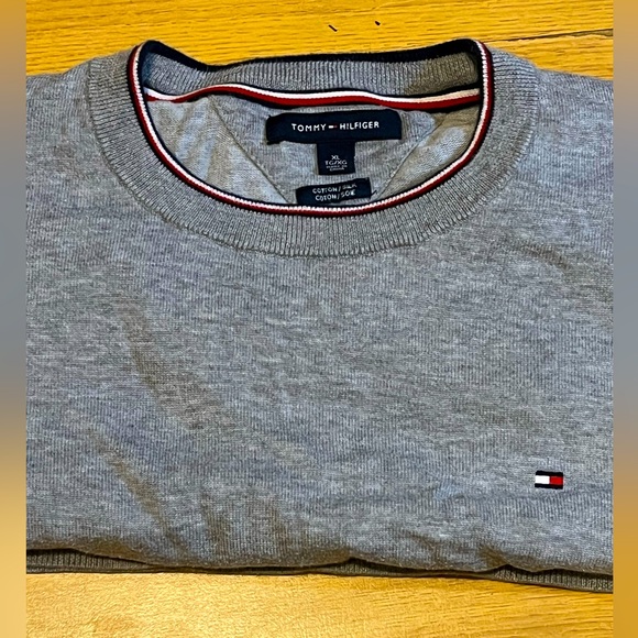 Tommy Hilfiger | Sweaters | Classic Tommy Hilfiger Grey Sweater | Poshmark